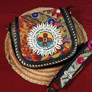 Black U Sling Bag