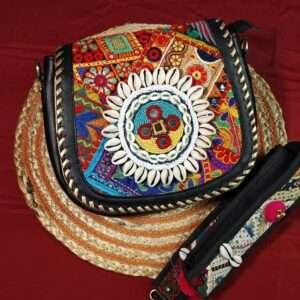 Black U Sling Bag